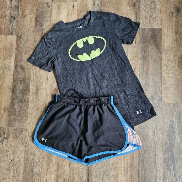 Under Armour Women’s Athletic Set – Size XS – Batman Tee & Shorts - Picture 1 of 6